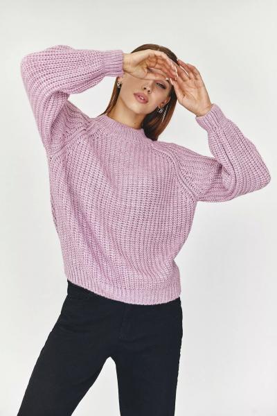 10 цветных вязаных свитеров для ранней осени